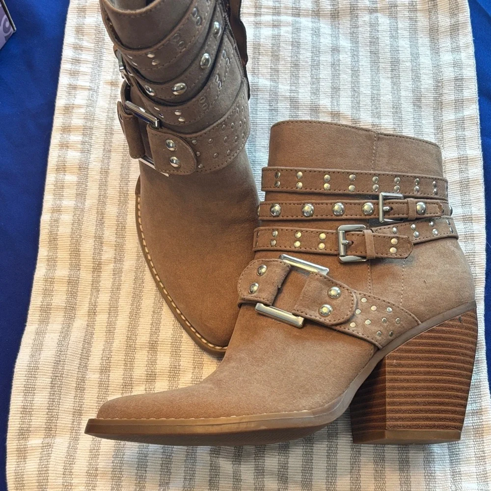 Madden Studded Buckle Suede Ankle Boots - Taupe size 7 - Picture 1 of 6